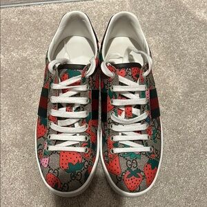 Gucci Strawberry Print Sneakers